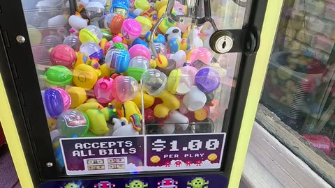 Claw Machine $5 Challenge