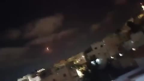 📹🔥 Israel Iran War | Israeli Arab Woman Records Iranian Missile Strike | RCF