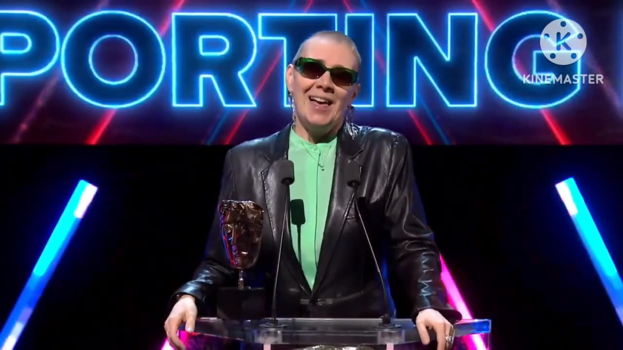 Karen Dunbar's HILARIOUS speech for winning Performer In A Supporting Role 😂 #BAFTAGamesAwards