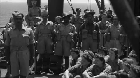 AMERICAN SERVICEWOM... - AMERICAN SERVICEWOMEN (WAC) ABOARD SHIP EN ROUTE FROM TARANT - 111-adc-1491