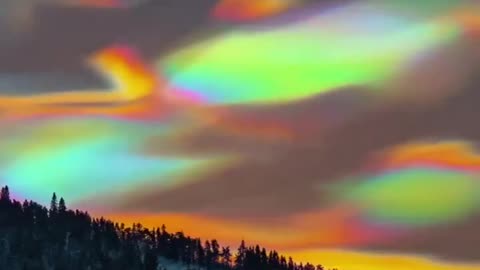 🤯✨ Witness Stunning Pearl Skies Over Norway! | FeedMyCuriosity