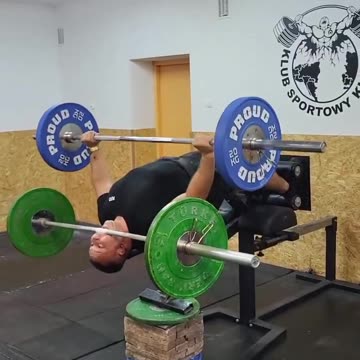 💪 This 40 yr old superman crushes insane workout routine❗