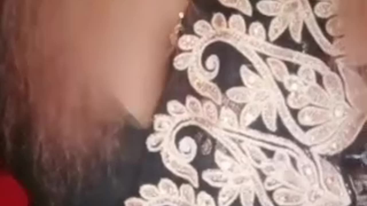 Bangladeshi Mahiya Mahi item song pat -2