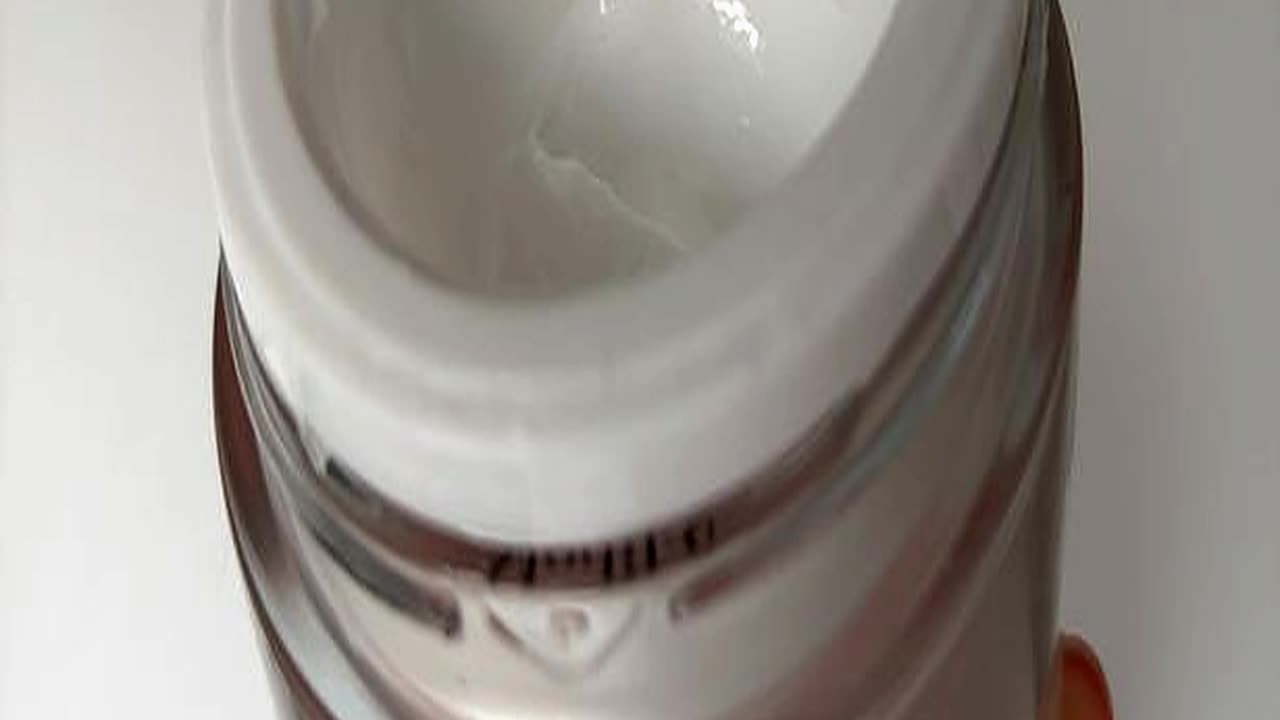 This Plumping Face Cream Beats the Hundreds O