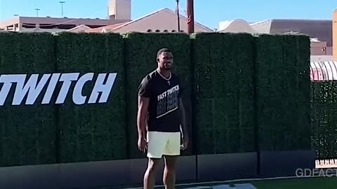 DK Metcalf 🤯 #shorts