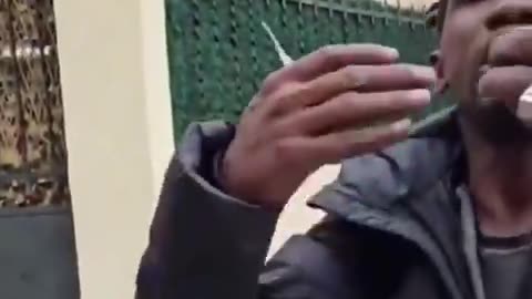 Fake asylum seekers break in and try to occupy citizens' homes in Spain. If you