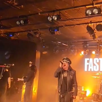 Faster pussycat ( live)