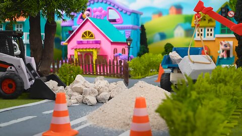 Nastya explains the safety rules in the city with the Littlest Pet Shop toys
