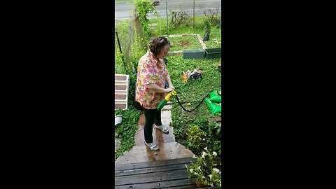 mom's gardening 2016 re upload