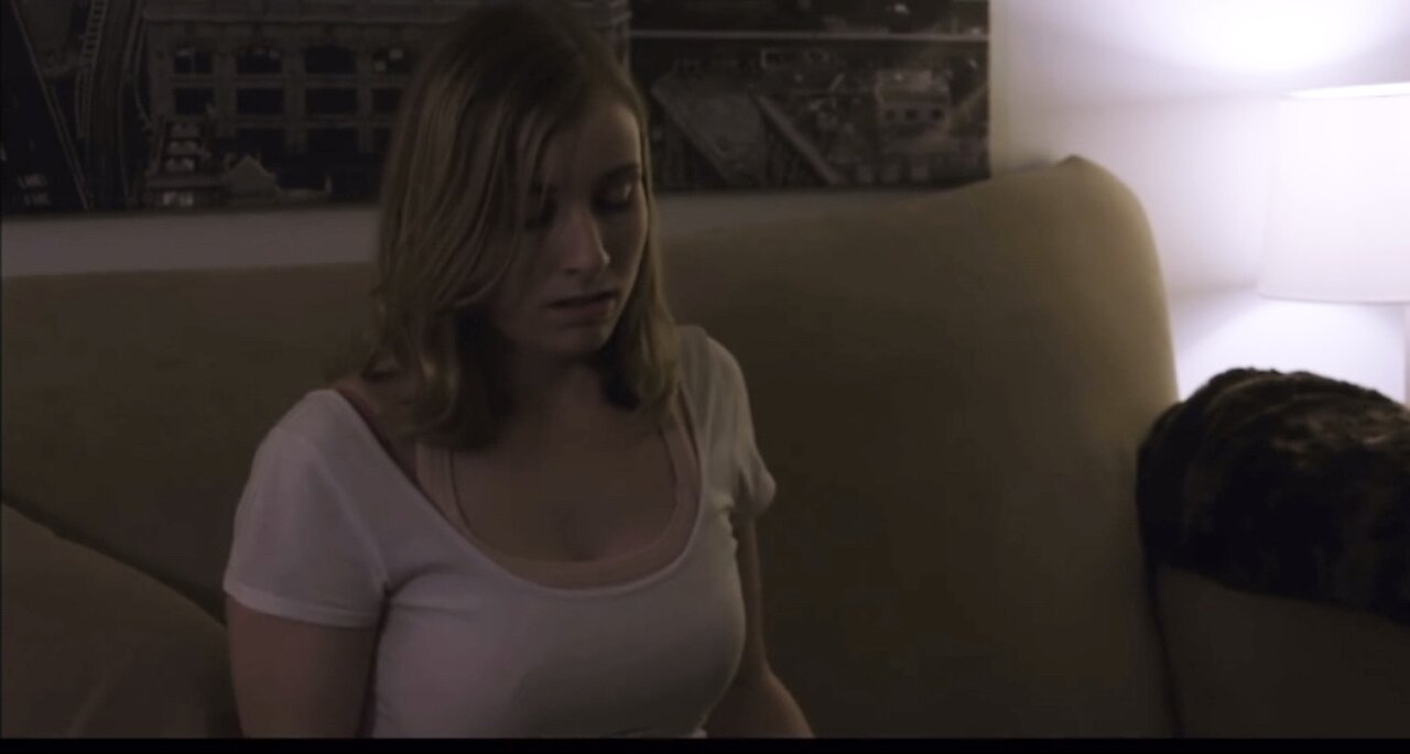 “Unknown Number ☎️ | Short Horror Film That Will Leave You Afraid to Answer the Phone”