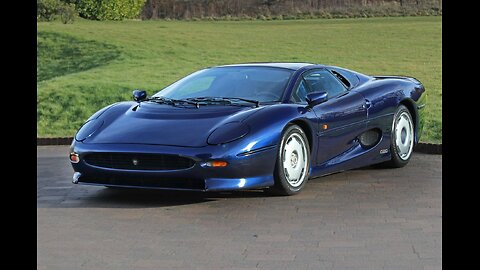 Jaguar fires 500 fruitcakes