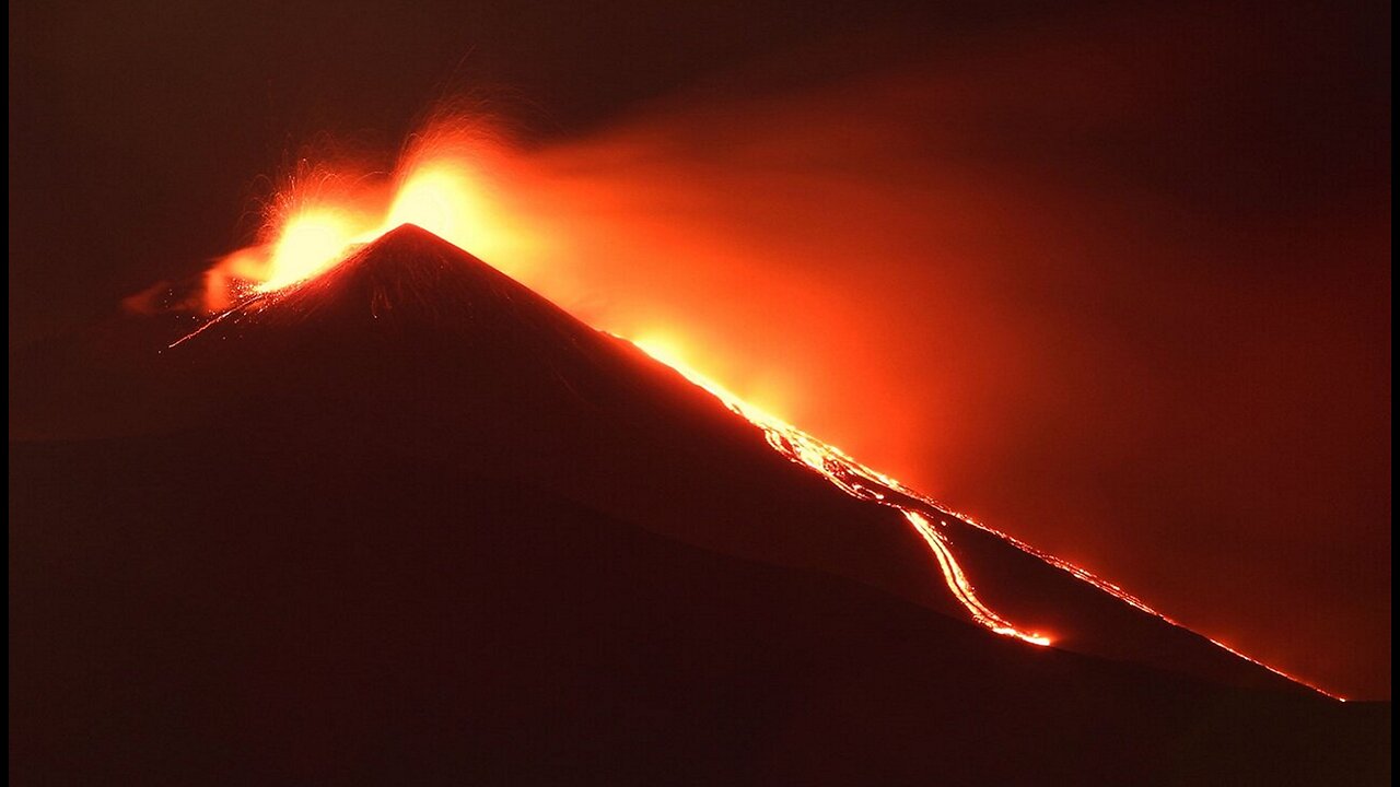 Easter Severe Weather Leaves At Last 3 Dead - Coronal Hole Solar Wind Reaches Earth - Etna Erupts