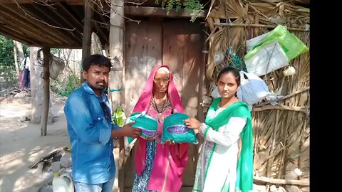 helping poor hungry gypsy villages people in India 🇮🇳