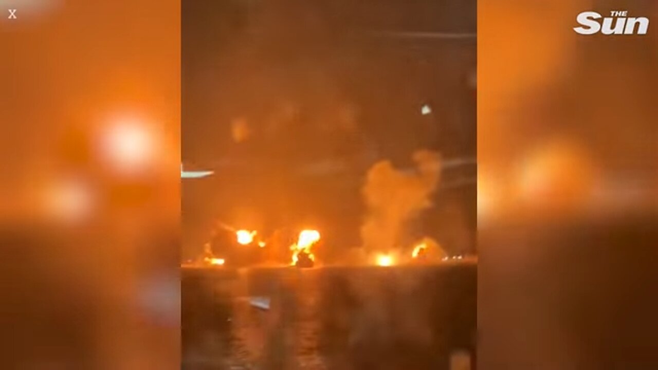 Huge fireballs erupt as US carpet bombs Houthi rebels at Yemeni oil port