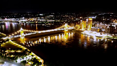 The beauty of Cincinnati's suspension bridge on the Ohio River