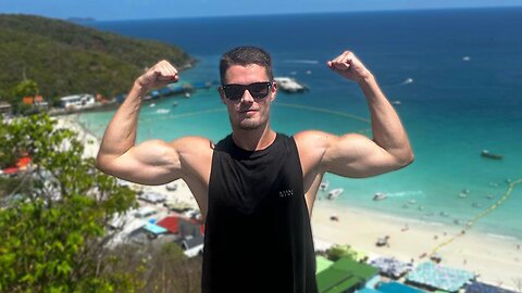 How to Stay Shredded While Travelling