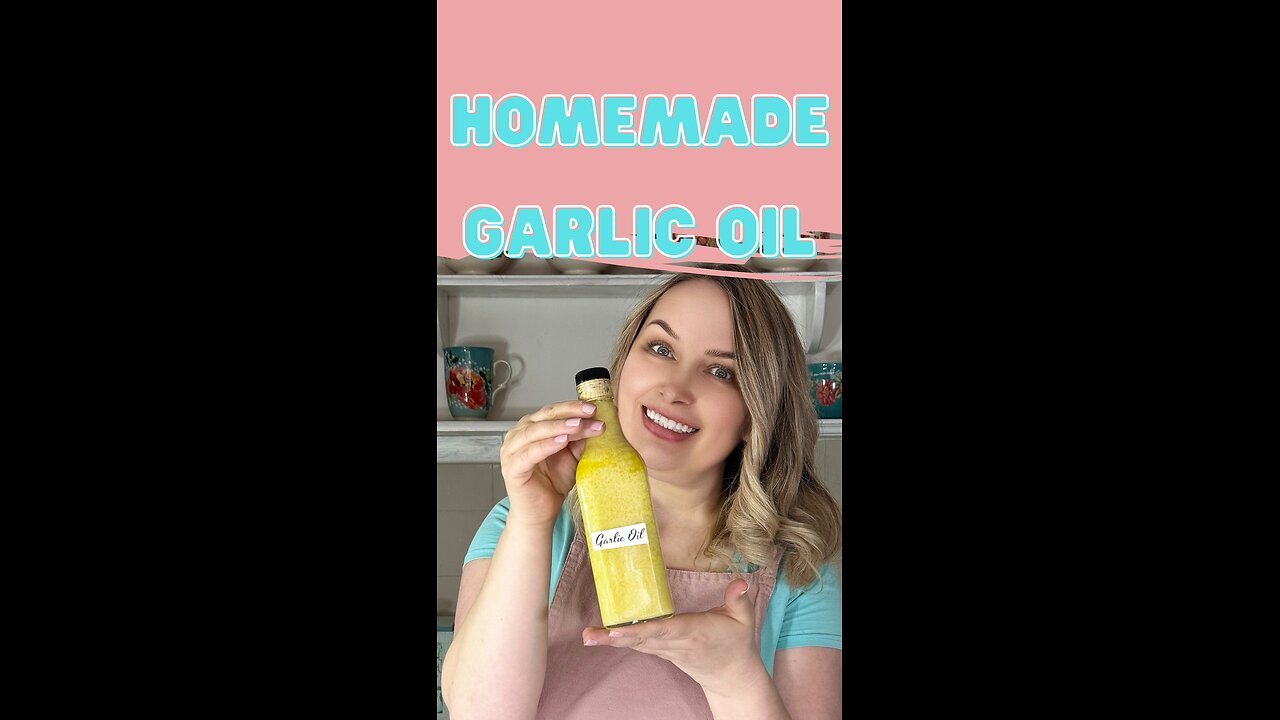 How to Make Homemade Garlic Oil in 5 Minutes — Easy Meal Prep Hack That Saves Time