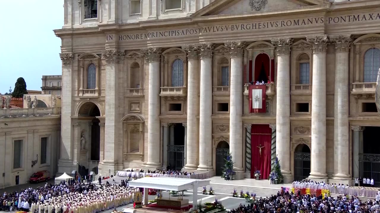 Argentines mourn compatriot Pope Francis in hometown Buenos Aires