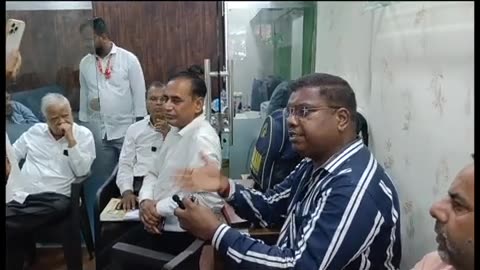 मुंब्रा में, बे-घर हो चुके हैं और बे-घर होने वालों कि मदद के लिए...