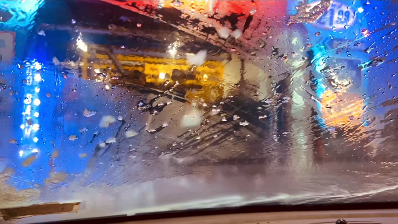 The slowest Carwash ASMR 🚙🫧