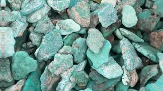 Natural Turquoise Ore Heart Trembling Blue