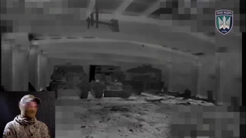 🐝🇺🇦 The fiber-optic FPV drone flew 42km (!) and hit a tank in the hangar.