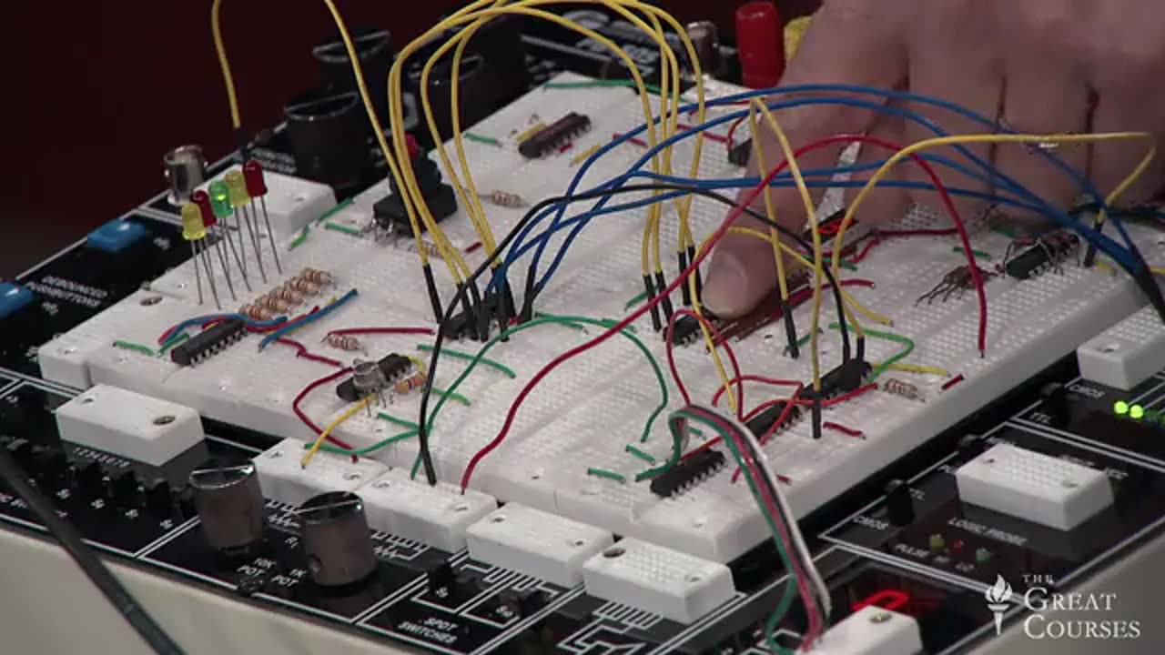 Understanding Modern Electronics - part 17 - Electronics Goes Digital