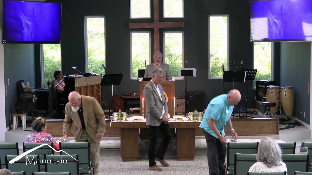 In the Hand of the Lord there is a Cup