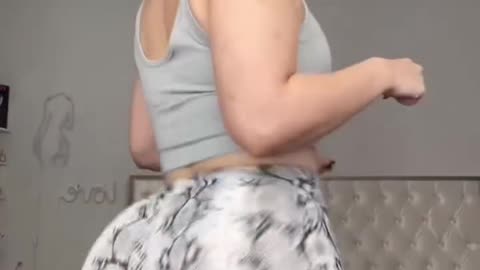 🍑 That Thang Is Clapping 👏