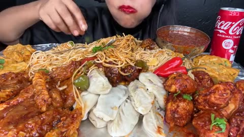 ASMR_EATING_CHOWMEIN,CHICKEN_MOMO,KUNGPOA_CHICKEN,BUTTER_CHICKEN_MOMO,SCHEZWAN_MOMO