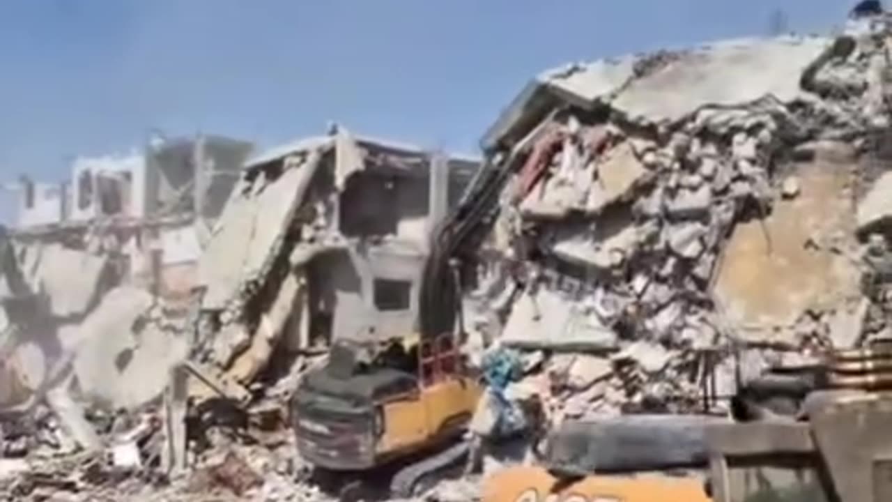 The Israeli army is using civilian machinery in the extensive destruction