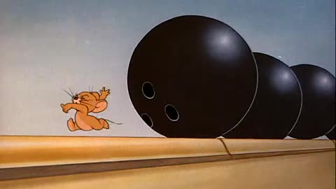 Tom And Jerry - 007 - The Bowling Alley Cat (1942).avi