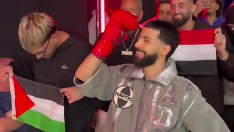 Adam Saleh Walks Out with Palestine, Yemen, and Sudan Flags at Brand Risk 11