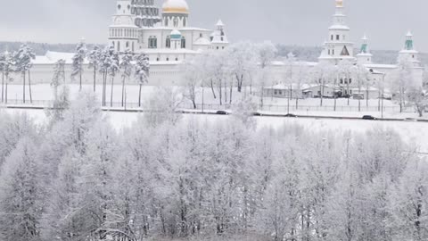 🥶 Residente rusa de México señala la temperatura a la que suspenden las clases escolares en Rusia