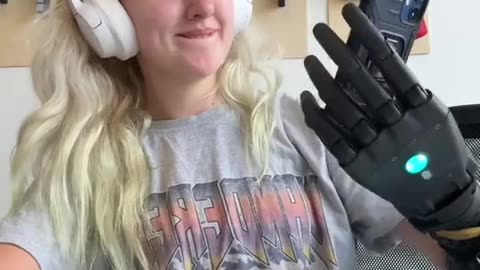 😂👀 You Won't Believe the Comments This Person With a Prosthetic Gets! | FunFM