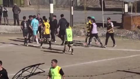 ⚽ Huge Brawl in San Rafael | Constitución vs Independiente Ends in Chaos