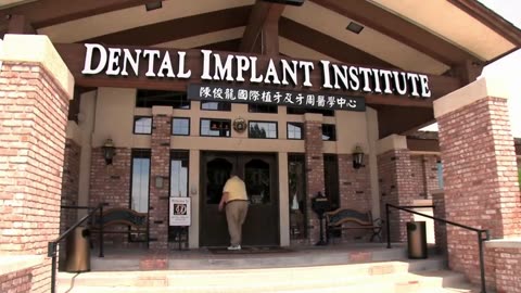 Dental Implant Institute * Call (702) 220-5000 | Dental Implant Institute