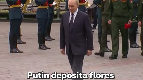 Putin deposita una ofrenda floral en la Tumba del Soldado Desconocido