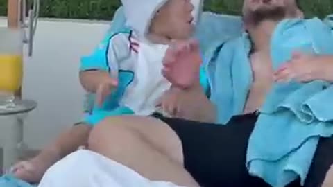 Funny Guy Video-4