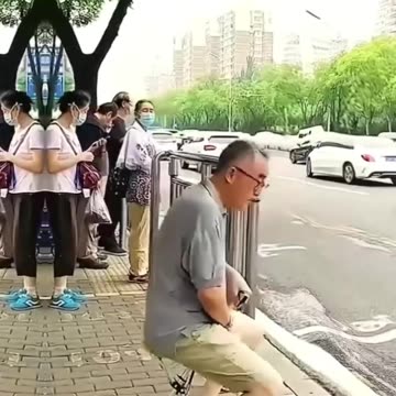 Product Link in Bio Elderly Foldable Walking Chair Stick