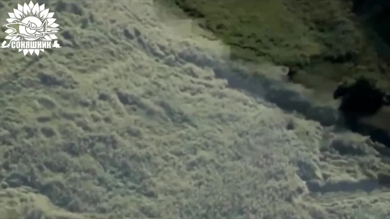 ✈️💣 Ukrainian aviation destroyed a dam in the Myrnohrad direction with AASM HAMMER bomb