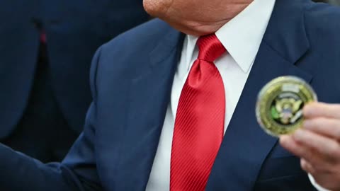 🕊️ Trump's Gaza Prediction: Ceasefire "Within a Week," US Aid Spotlight! 💸