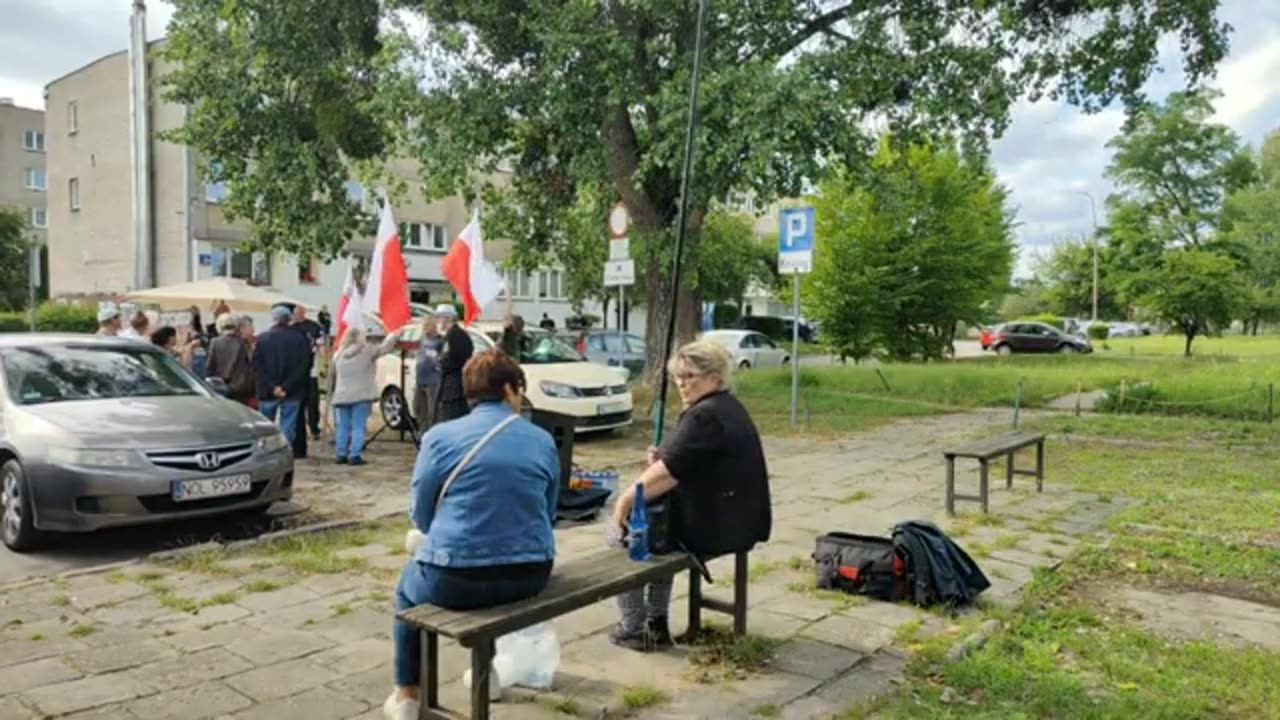 W oczekiwaniu na decyzję ws. przedłużenia aresztu chłopakom - Białołęka 29.07.2025r...
