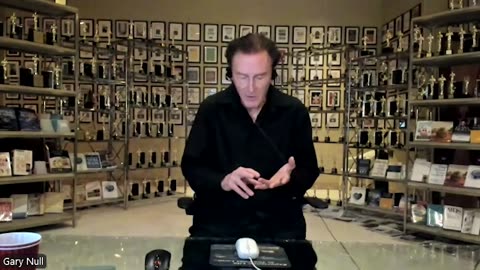 GARY INTERVIEWS DR BOWDEN FOR THE PROGRESSIVE COMENTARY HOUR 9-17-25