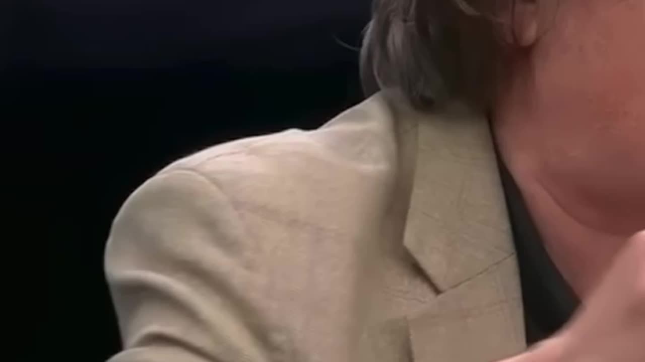 "De consequentie daarvan is dat wij in West-Europa deel worden van de oorlog"