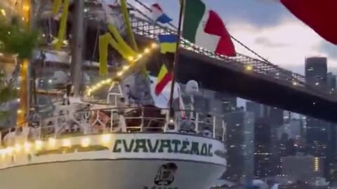 🇺🇸🇲🇽 Sailors fought for their lives dangling in the air, after the collision.