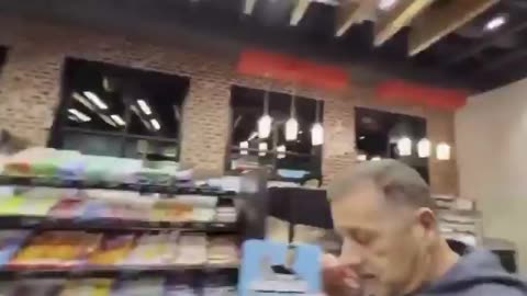Predator Exposed Trying to Meet a 13-Year-Old — Security Steps In to Stop Chaos 😳🚨