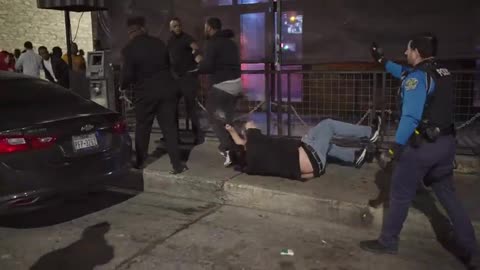 Wild Street Fight Caught on Camera on 6th Street, Austin TX – 2023 Brawl Goes Viral
