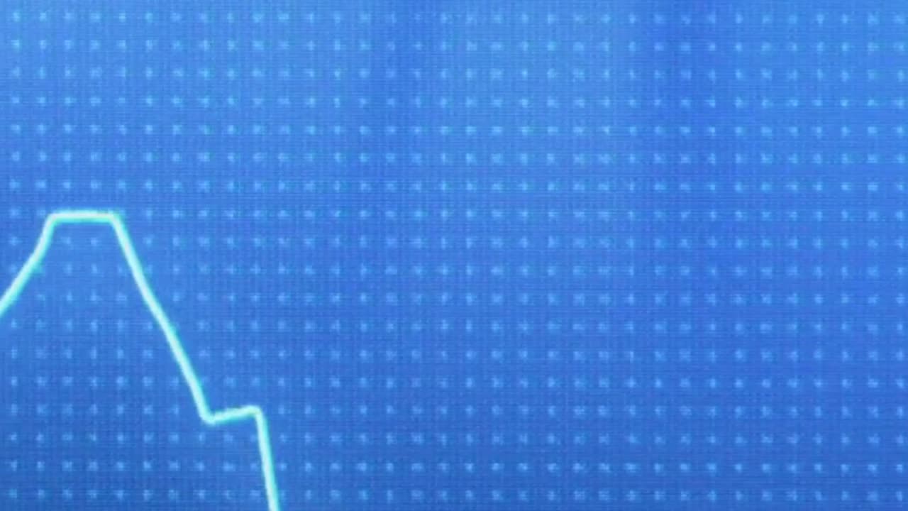 ETH Flash Drop: Santiment Says Bounce… Or Squeeze?