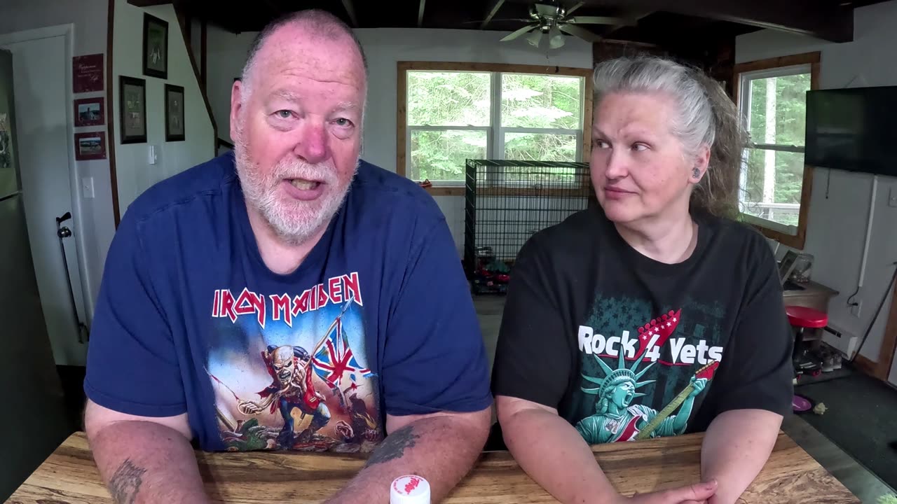 We Review Faygo Candy Apple, Jack Is Psychic And Brandy Was Attacked By A Massasauga Rattlesnake